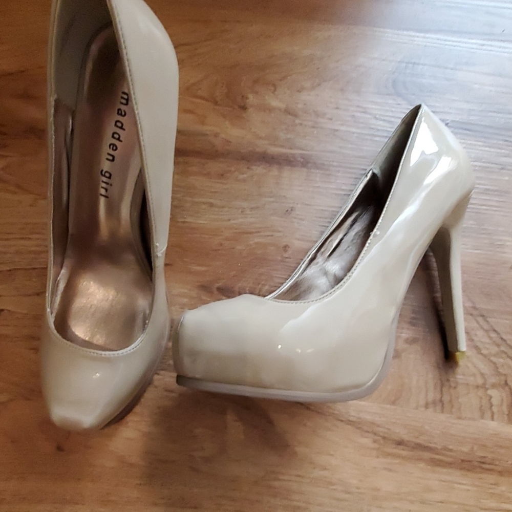 Madden girl, size 7, platform shoes